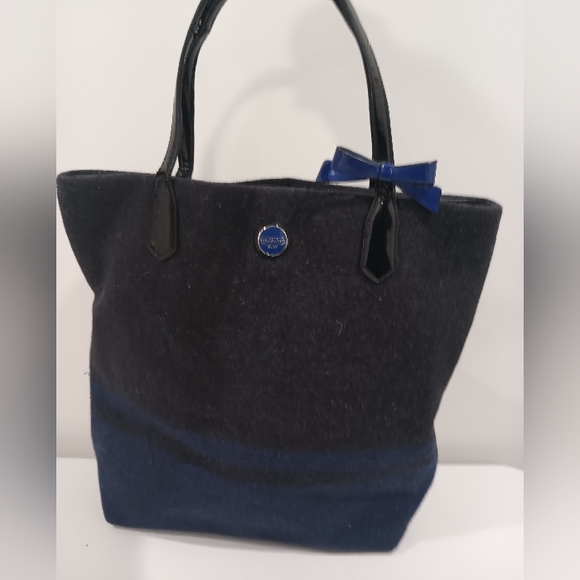 SIGNATURE STRIPE WOOL STRIPE NORTH/SOUTH TOTE (COACH F24665) - Picture 2 of 6